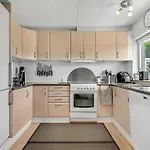 Holiday home Beautiful In With Kitchen *