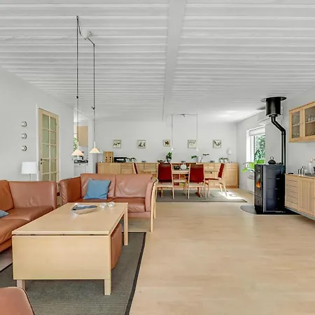 בית נופש Beautiful In With Kitchen *