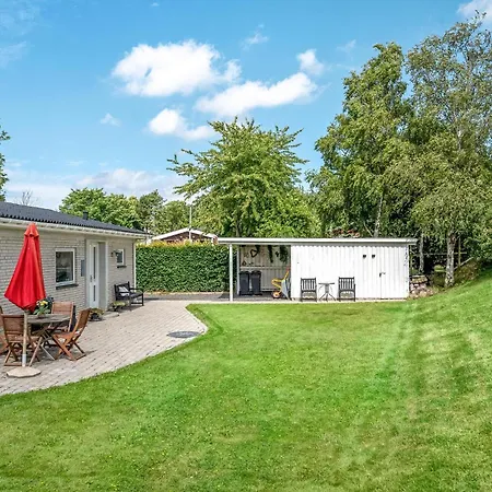 Beautiful In With Kitchen Holiday home *