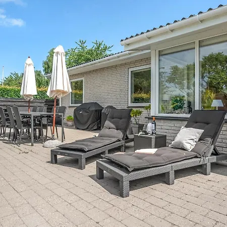 Holiday home Beautiful In With Kitchen Slagelse